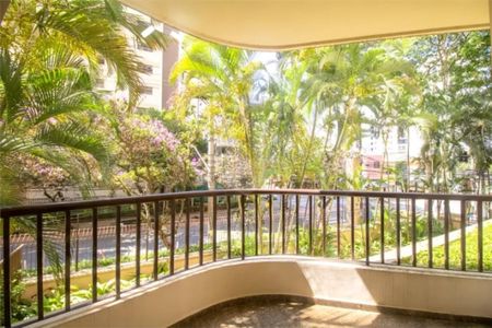 Apartamento à venda com 170m², 4 quartos e 2 vagasÁrea externa