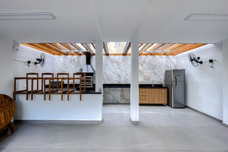 Apartamento para alugar com 43m², 2 quartos e sem vagaÁrea comum - Churrasqueira