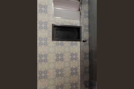 Banheiro de kitnet/studio para alugar com 1 quarto, 22m² em Baeta Neves, São Bernardo do Campo
