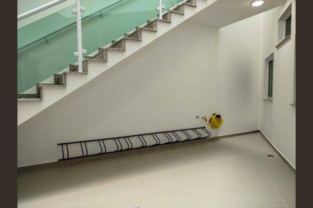 Studio para alugar com 30m², 1 quarto e sem vaga Studio para alugar com 30m², 1 quarto e sem vagaÁrea comum - biciclatário