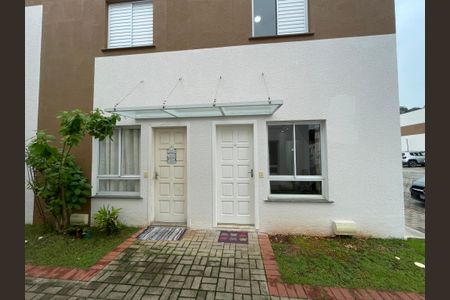 Casa de condomínio para alugar com 52m², 2 quartos e 1 vagaFachada