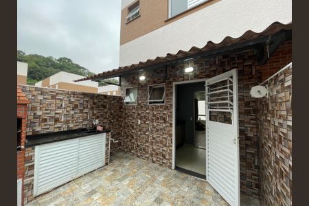 Casa de condomínio para alugar com 52m², 2 quartos e 1 vagaQuintal