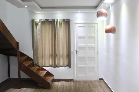 Sala de casa de condomínio para alugar com 2 quartos, 52m² em Centreville, Cotia
