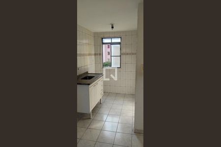 Cozinha de apartamento para alugar com 2 quartos, 48m² em Parque Nações Unidas, São Paulo