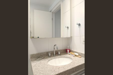 Apartamento para alugar com 121m², 3 quartos e 2 vagasBanheiro da Suíte 2