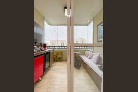 Sacada de apartamento à venda com 2 quartos, 74m² em Umuarama, Osasco