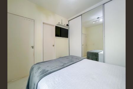 Suíte de apartamento à venda com 2 quartos, 74m² em Umuarama, Osasco