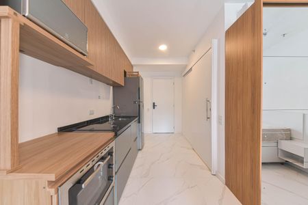 Cozinha de kitnet/studio para alugar com 1 quarto, 32m² em Santo Amaro, São Paulo