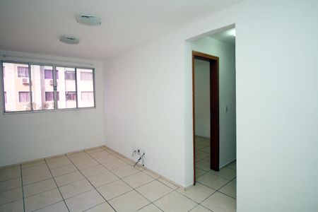 Sala de apartamento à venda com 2 quartos, 52m² em Parada de Lucas, Rio de Janeiro