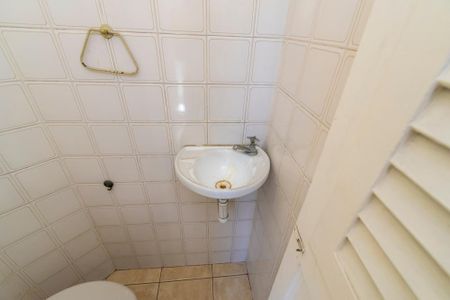 Apartamento à venda com 82m², 2 quartos e sem vagaBanheiro de serviço