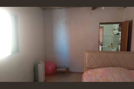 Quarto de casa para alugar com 1 quarto, 112m² em Vila Marilena, São Paulo