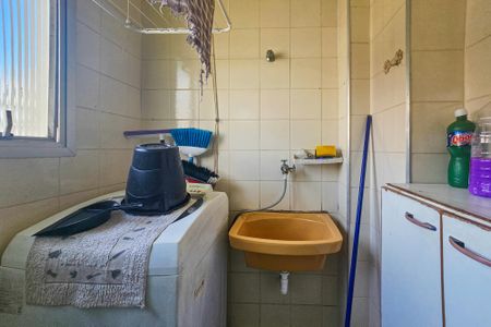 Apartamento para alugar com 64m², 2 quartos e 1 vaga Apartamento para alugar com 64m², 2 quartos e 1 vagaÁrea de serviço