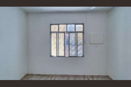 Casa para alugar com 2m², 2 quartos e sem vagaQuarto 2