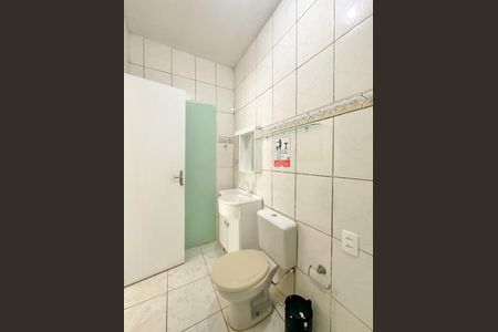 Casa para alugar com 75m², 2 quartos e 2 vagasBanheiro 2
