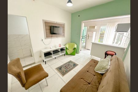Sala de TV de casa para alugar com 4 quartos, 75m² em Ingleses, Florianópolis