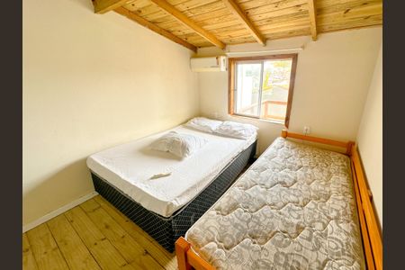 Casa para alugar com 75m², 2 quartos e 2 vagasQuarto 1