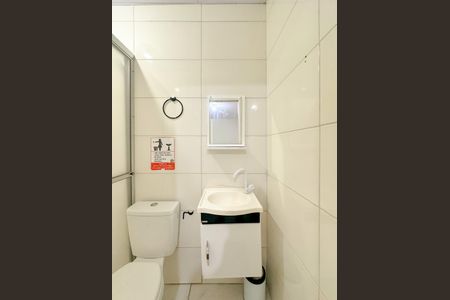 Casa para alugar com 75m², 2 quartos e 2 vagasBanheiro 3