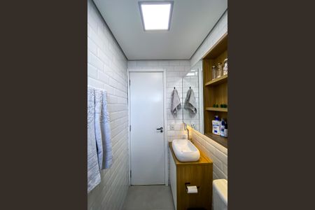 Apartamento para alugar com 44m², 2 quartos e 1 vaga Apartamento para alugar com 44m², 2 quartos e 1 vagaBanheiro