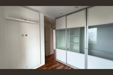 Apartamento para alugar com 170m², 2 quartos e 3 vagasSuíte