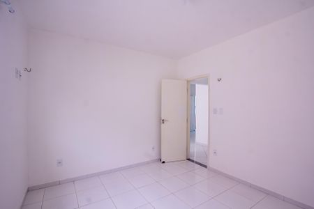 Quarto 1 de casa para alugar com 2 quartos, 70m² em Rio do Ouro/ Tribobó , São Gonçalo