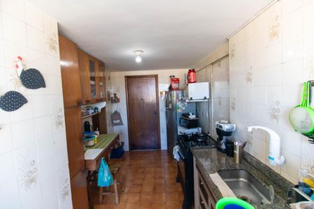 Apartamento à venda com 75m², 2 quartos e 1 vagaCozinha e Área de Serviço