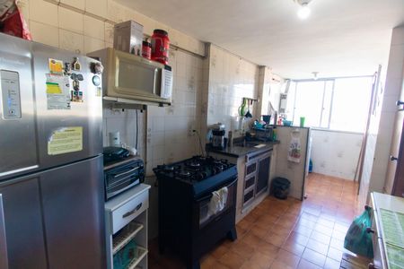 Apartamento à venda com 75m², 2 quartos e 1 vagaCozinha e Área de Serviço