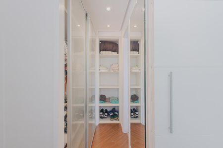 Apartamento à venda com 90m², 3 quartos e 2 vagasSuíte