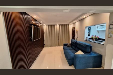 Casa à venda com 2 quartos, 180m² em Vila Luzita, Santo André