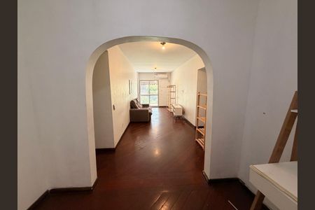 Apartamento à venda com 92m², 2 quartos e 1 vaga