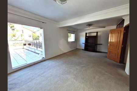 Casa à venda com 3 quartos, 440m² em Jardim dos Estados, São Paulo