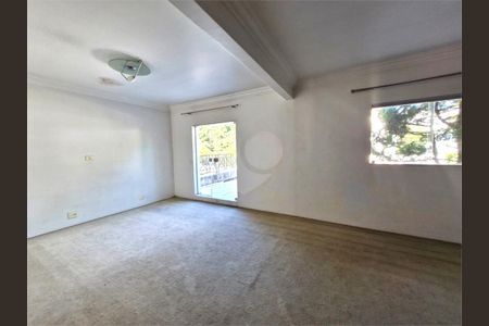 Casa à venda com 3 quartos, 440m² em Jardim dos Estados, São Paulo