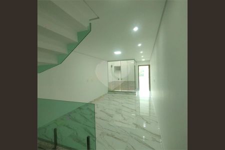 Casa à venda com 3 quartos, 200m² em Vila Salete, São Paulo