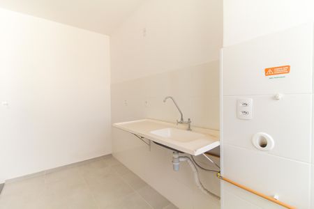 Apartamento para alugar com 43m², 2 quartos e 1 vaga Apartamento para alugar com 43m², 2 quartos e 1 vagaCozinha e Área de Serviço