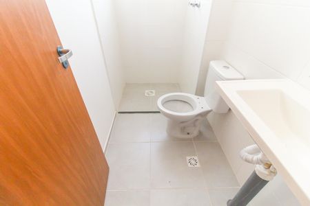 Apartamento para alugar com 43m², 2 quartos e 1 vaga Apartamento para alugar com 43m², 2 quartos e 1 vagaBanheiro