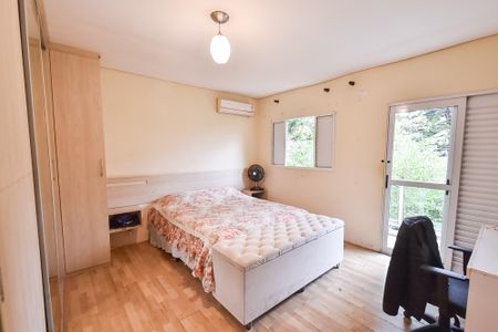 Casa para alugar com 400m², 4 quartos e 4 vagas Casa para alugar com 400m², 4 quartos e 4 vagasSuíte 4