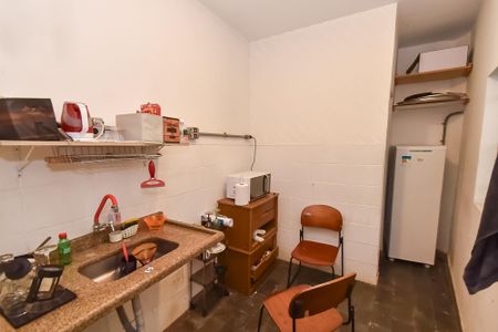 Casa para alugar com 400m², 4 quartos e 4 vagas Casa para alugar com 400m², 4 quartos e 4 vagasPiso inferior - cozinha