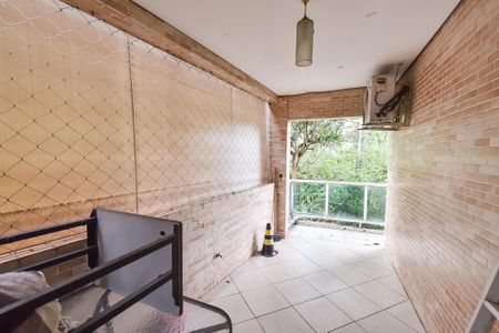 Casa para alugar com 400m², 4 quartos e 4 vagas Casa para alugar com 400m², 4 quartos e 4 vagasVaranda da sala 2