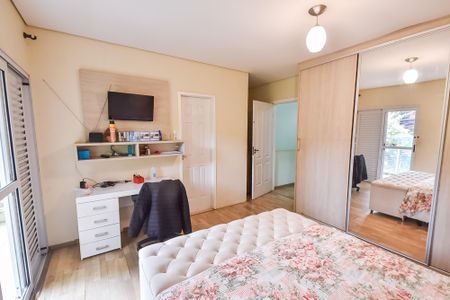 Casa para alugar com 400m², 4 quartos e 4 vagas Casa para alugar com 400m², 4 quartos e 4 vagasSuíte 4