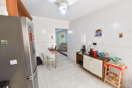 Casa para alugar com 400m², 4 quartos e 4 vagas Casa para alugar com 400m², 4 quartos e 4 vagasCozinha