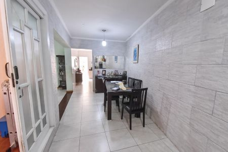 Casa para alugar com 400m², 4 quartos e 4 vagas Casa para alugar com 400m², 4 quartos e 4 vagasHall de entrada