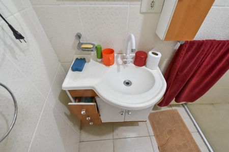 Casa para alugar com 400m², 4 quartos e 4 vagas Casa para alugar com 400m², 4 quartos e 4 vagasBanheiro da suíte 2