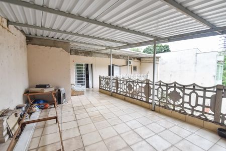 Casa para alugar com 400m², 4 quartos e 4 vagas Casa para alugar com 400m², 4 quartos e 4 vagasVaranda da suíte 2