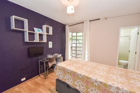 Casa para alugar com 400m², 4 quartos e 4 vagas Casa para alugar com 400m², 4 quartos e 4 vagasSuíte 2