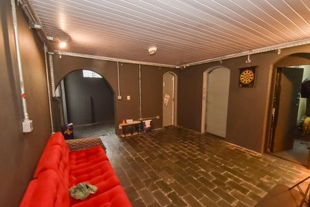 Casa para alugar com 400m², 4 quartos e 4 vagas Casa para alugar com 400m², 4 quartos e 4 vagasPiso inferior - sala