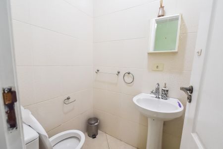 Casa para alugar com 400m², 4 quartos e 4 vagas Casa para alugar com 400m², 4 quartos e 4 vagasLavabo