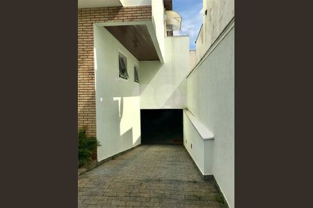 Casa à venda com 100m², 3 quartos e 2 vagas