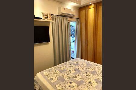 Casa à venda com 3 quartos, 100m² em Vila Brasilio Machado, São Paulo