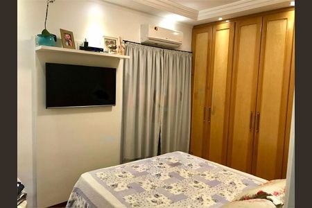 Casa à venda com 3 quartos, 100m² em Vila Brasilio Machado, São Paulo