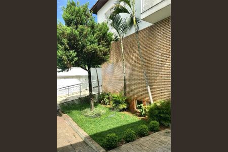 Casa à venda com 100m², 3 quartos e 2 vagas