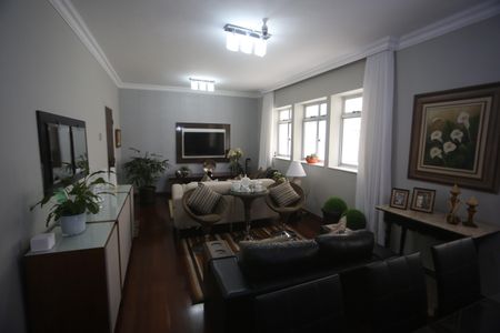 Apartamento à venda com 120m², 3 quartos e 1 vagaSala